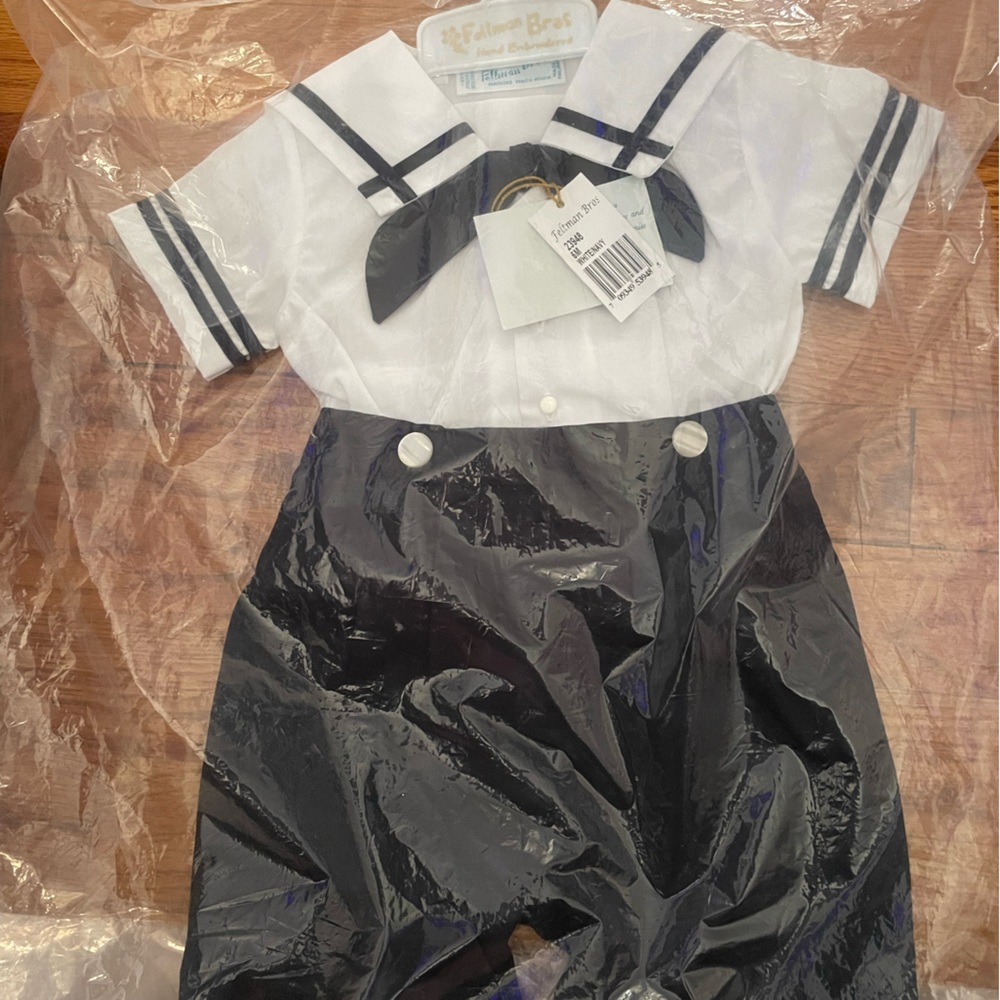 Brand new, still in wrapper, tags still attaches. Was never worn.  6 months